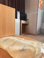 Lounge Boutique Hotel