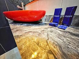 Lounge Boutique Hotel