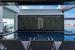 Naki Suites at Silvertown