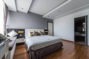 Naki Suites at Silvertown