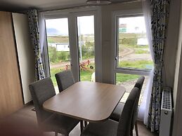 Lækjarkot Rooms and Cottages with Kitchen