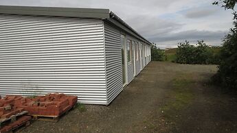 Lækjarkot Rooms and Cottages with Kitchen