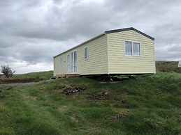 Lækjarkot Rooms and Cottages with Kitchen