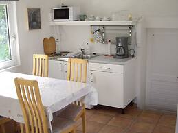 Lækjarkot Rooms and Cottages with Kitchen