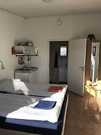 Lækjarkot Rooms and Cottages with Kitchen