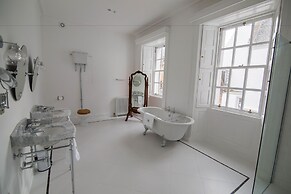 Islay House