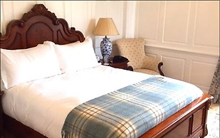 Islay House