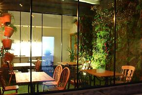 Poshtel Bilbao Premium Hostel