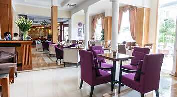 Vietnam Trade Union in Hanoi