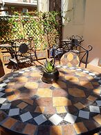 L'ARANCETO&STILNOVO GUEST HOUSE DI TOKA ALFONS