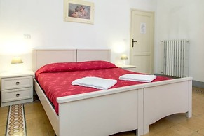 L'ARANCETO&STILNOVO GUEST HOUSE DI TOKA ALFONS