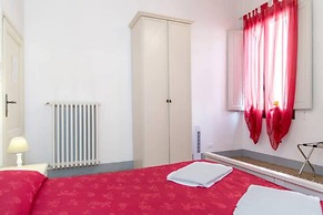 L'ARANCETO&STILNOVO GUEST HOUSE DI TOKA ALFONS