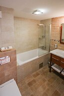 Hotel Mikulášska chata