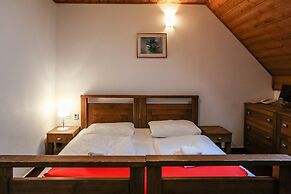 Hotel Mikulášska chata