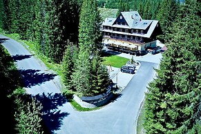 Hotel Mikulášska chata