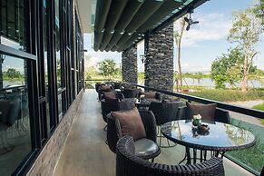 North Hill City Resort