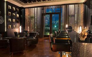 North Hill City Resort