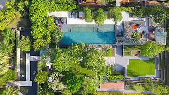 North Hill City Resort