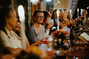 Hotel y Cafe La Casa del Mundo