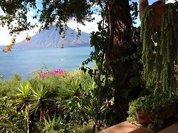 Hotel y Cafe La Casa del Mundo