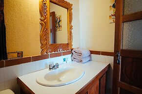 Hotel y Cafe La Casa del Mundo