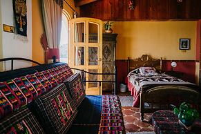 Hotel y Cafe La Casa del Mundo