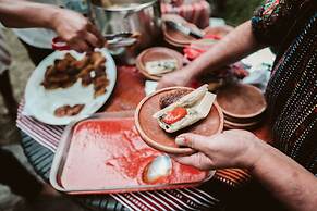 Hotel y Cafe La Casa del Mundo