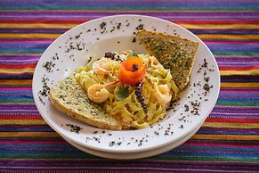 Hotel y Cafe La Casa del Mundo