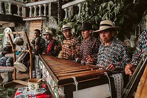 Hotel y Cafe La Casa del Mundo