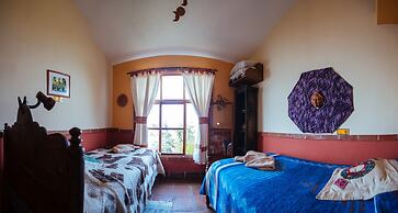 Hotel y Cafe La Casa del Mundo