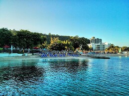 Grand Decameron Cornwall Beach, A Trademark All-Inclusive Resort