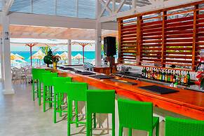 Grand Decameron Cornwall Beach, A Trademark All-Inclusive Resort