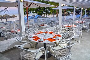 Grand Decameron Cornwall Beach, A Trademark All-Inclusive Resort