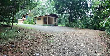 Cabinas Los Laureles