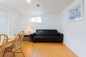 Beautiful Detached 6 Bedroom House