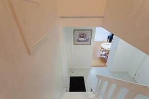 Beautiful Detached 6 Bedroom House