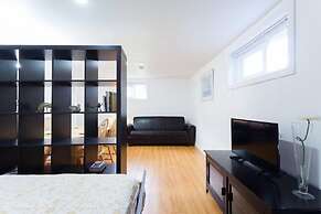 Beautiful Detached 6 Bedroom House