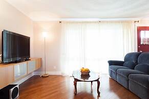 Beautiful Detached 6 Bedroom House