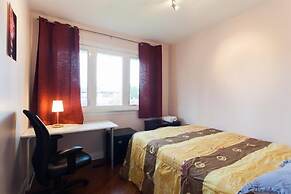 Beautiful Detached 6 Bedroom House