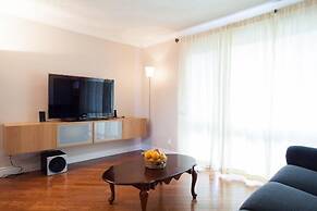 Beautiful Detached 6 Bedroom House