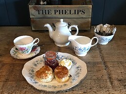 The Phelips Arms