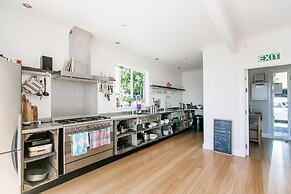 The Pear Orchard Lodge