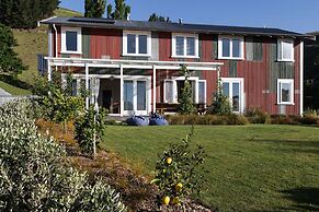 The Pear Orchard Lodge