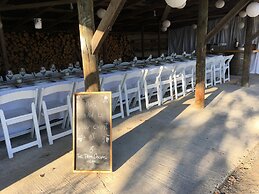 The Pear Orchard Lodge