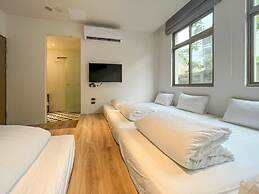 Light Hostel Hualien