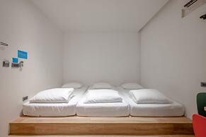 Light Hostel Hualien