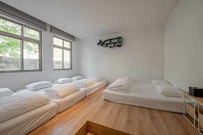 Light Hostel Hualien