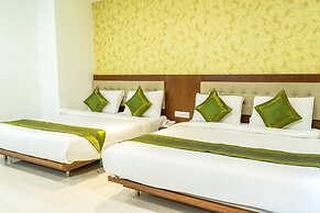 Hotel Pushpak Resort