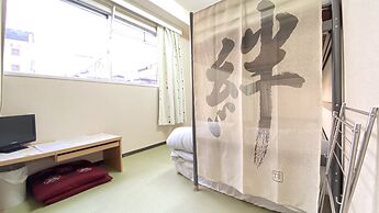 GUEST HOUSE B's Five II - Hostel