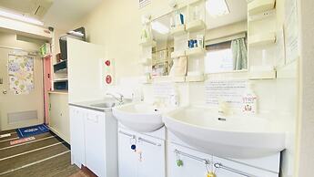 GUEST HOUSE B's Five II - Hostel